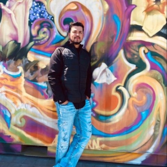 Meet your Posher, Daniel - Picture 1 of 1